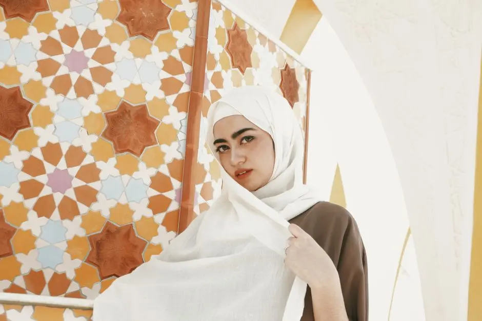 Hijab dan Cerita dari Kenyam: Gaya Busana yang Tak Lagi Monoton